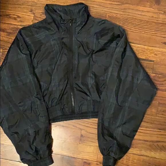 wild fable Tops - Wild Fable crop zip up hoodie. Black, blue green